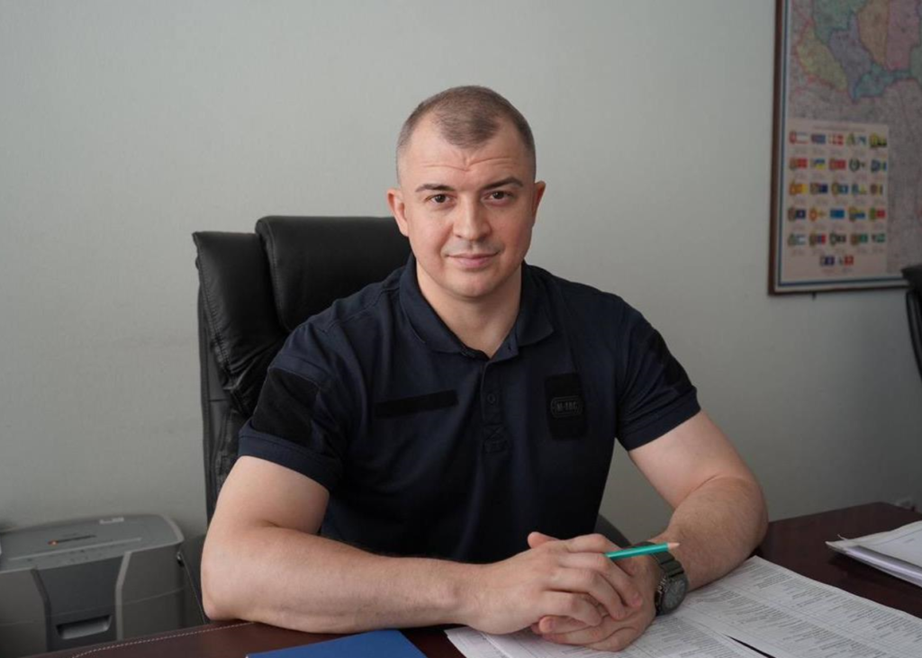 Заступники начальника ЦМУ ДМС Києва та області Вячеслава Гузя декларують майно на родичів і мають мільйонні заощадження