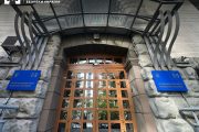 Керівник БЕБ Київщини Віталій Перунін оформив все майно на дружину, яка живе та працює в Італії