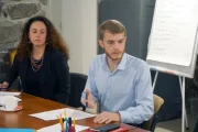 Нардеп Максим Хлапук з “Голосу” задекларував статки, що перевищують його офіційні доходи