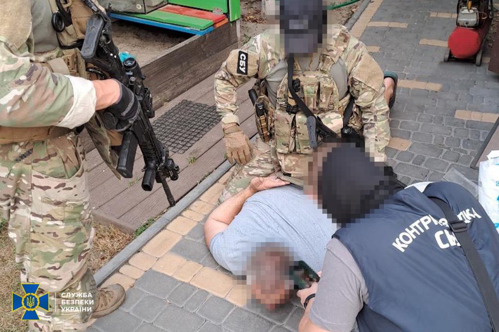Колишнє керівництво держпідприємства “Документ” викрили на розкраданні коштів під час повномасштабної війни з рф