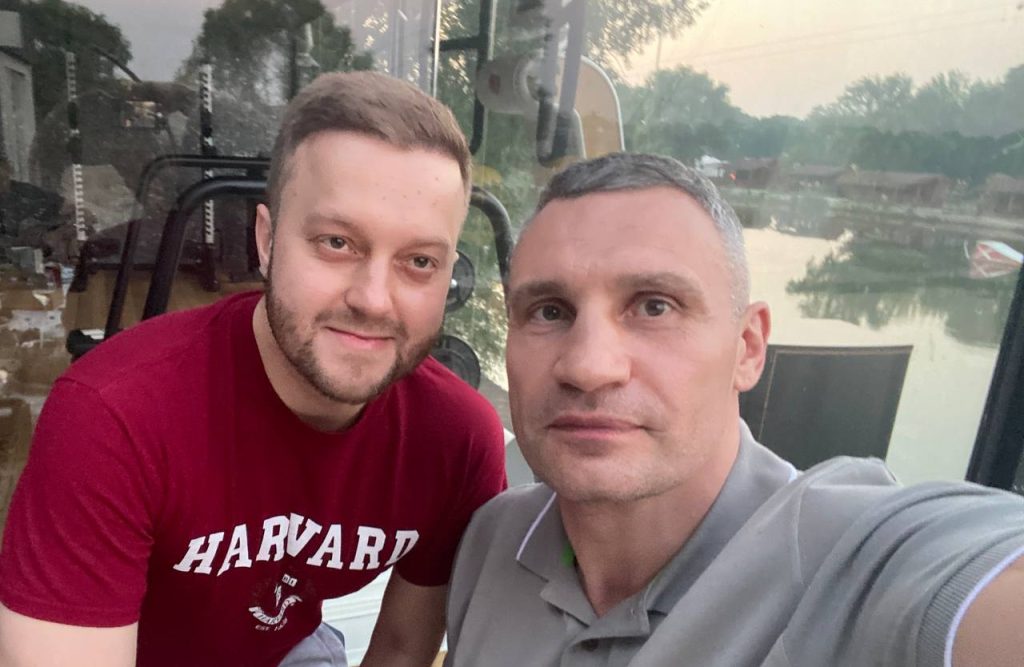 Зам Кличка Костянтин Усов задекларував 1,39 млн₴ зарплати та 15,1 млн₴ заощаджень
