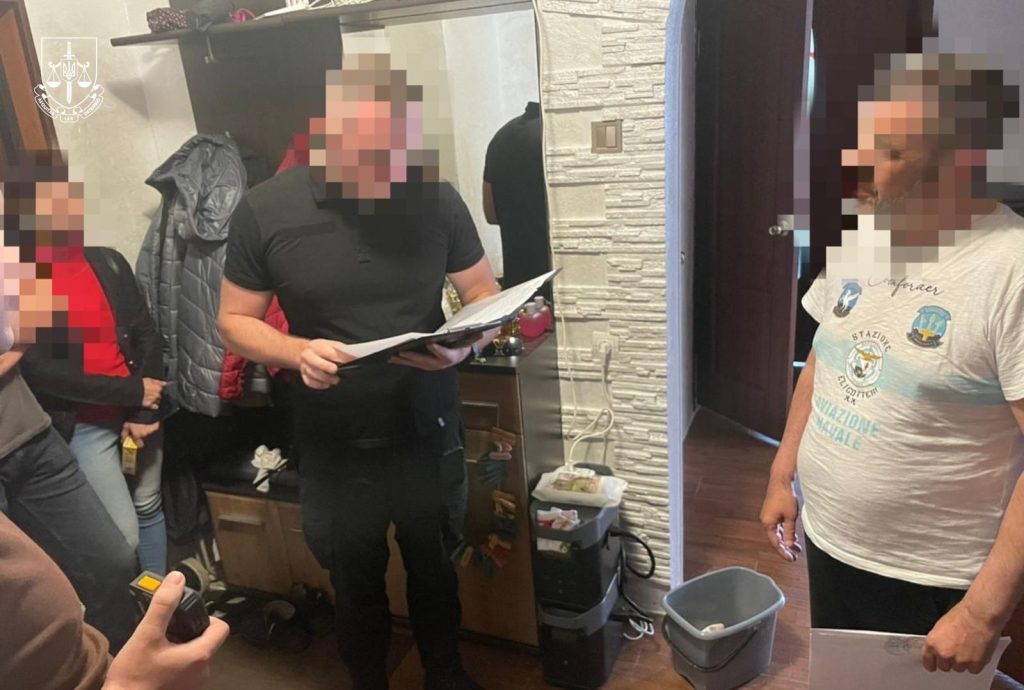 Підприємець привласнив 35 млн грн, виділених на закупівлю товарів для військових