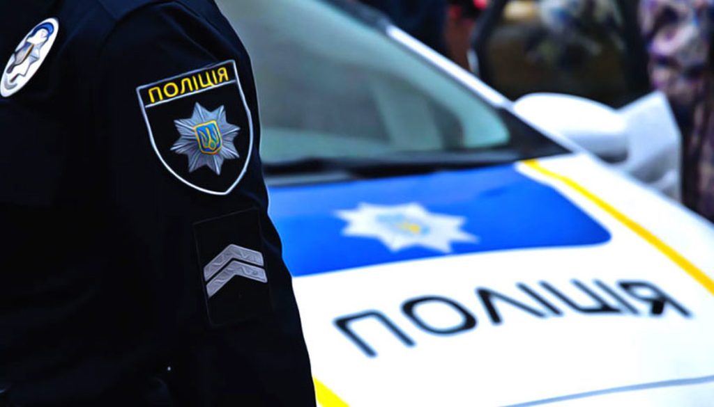 Департамент боротьби з наркозлочинністю проводить обшуки без доказів, аби вимагати гроші та шантажувати своїх жертв. Цю схему регулярно використовує заступник начальника Олександр Вербовський