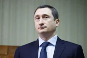 Віцепрем’єр Олексій Чернишов вирішив не повертатися до України з закордонного відрядження після чуток, що НАБУ готує йому підозру